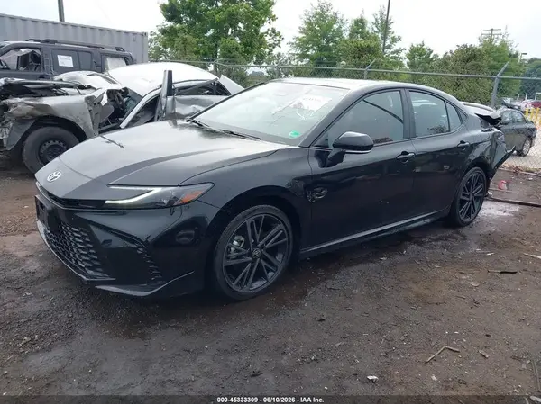 4T1DAACKXSU142381 2025 TOYOTA CAMRY - Image 2