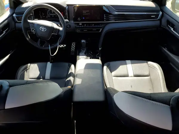 4T1DAACKXSU147127 2025 TOYOTA CAMRY - Image 8