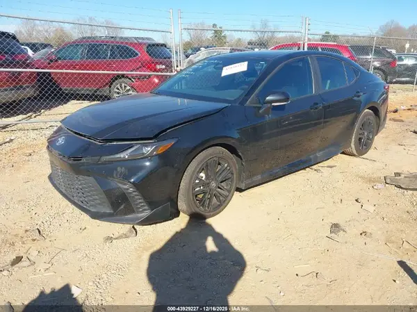 4T1DAACKXSU149797 2025 TOYOTA CAMRY - Image 2