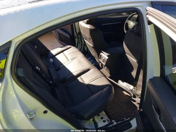 4T1DAACKXSU153610 2025 TOYOTA CAMRY - Image 8