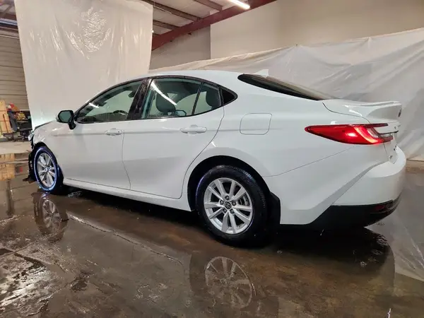 4T1DAACKXSU154093 2025 TOYOTA CAMRY - Image 2