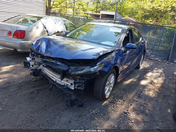 4T1DAACKXSU156104 2025 TOYOTA CAMRY - Image 2