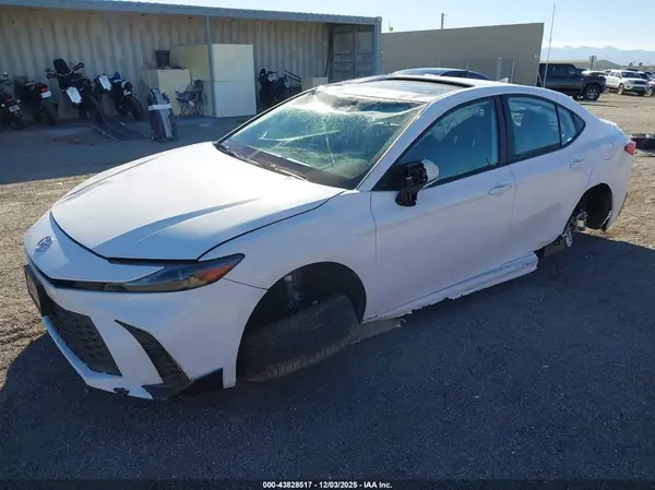4T1DAACKXSU156524 2025 TOYOTA CAMRY - Image 2