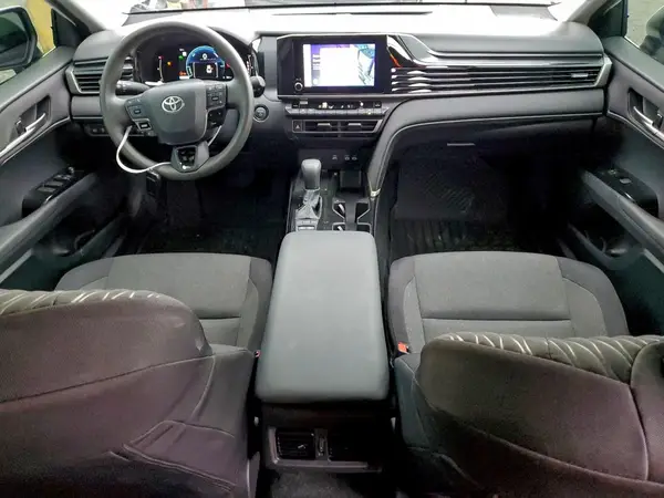 4T1DAACKXSU157303 2025 TOYOTA CAMRY - Image 8