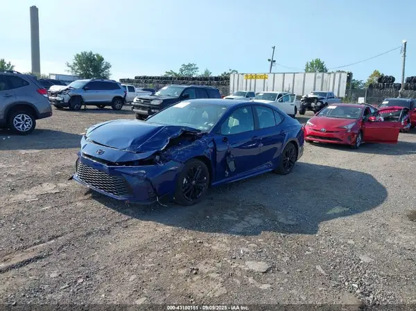 4T1DAACKXSU163599 2025 TOYOTA CAMRY - Image 2