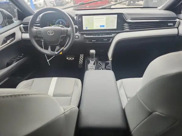 4T1DAACKXSU165501 2025 TOYOTA CAMRY - Image 8