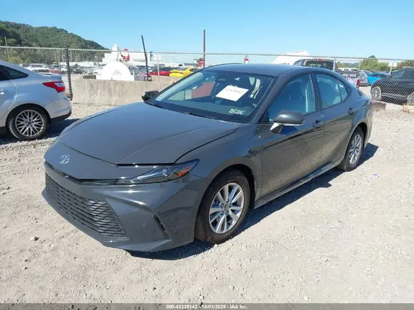 4T1DAACKXSU166132 2025 TOYOTA CAMRY - Image 2