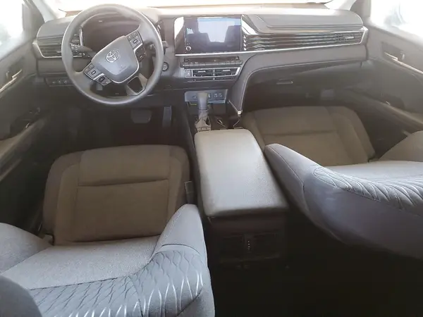 4T1DAACKXSU166180 2025 TOYOTA CAMRY - Image 8