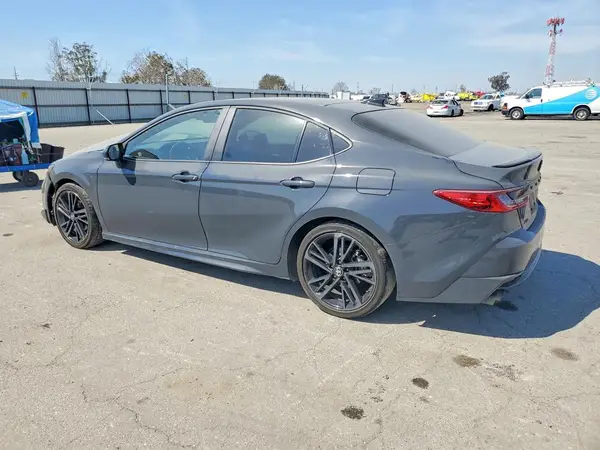 4T1DAACKXSU169175 2025 TOYOTA CAMRY - Image 2