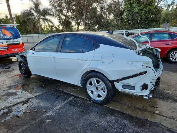 4T1DAACKXSU171797 2025 TOYOTA CAMRY - Image 2