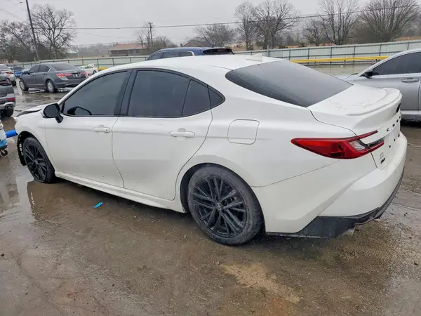 4T1DAACKXSU172741 2025 TOYOTA CAMRY - Image 2