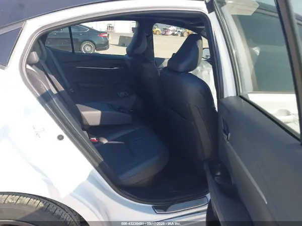 4T1DAACKXSU172965 2025 TOYOTA CAMRY - Image 8