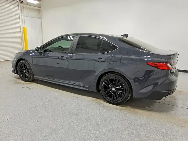 4T1DAACKXSU173856 2025 TOYOTA CAMRY - Image 2