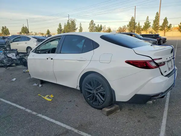 4T1DAACKXSU177373 2025 TOYOTA CAMRY - Image 2
