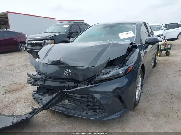 4T1DAACKXSU182573 2025 TOYOTA CAMRY - Image 2
