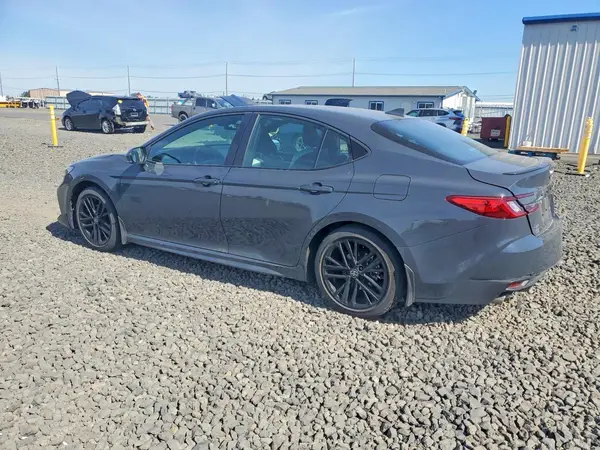 4T1DAACKXSU185151 2025 TOYOTA CAMRY - Image 2