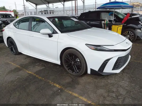 4T1DAACKXSU187448 2025 TOYOTA CAMRY - Image 1