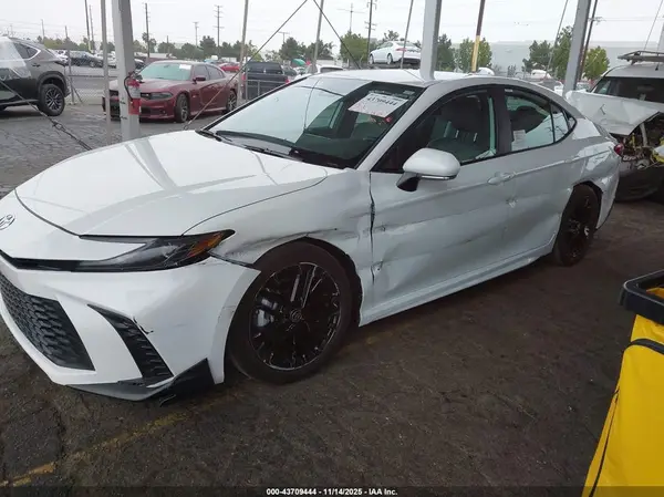 4T1DAACKXSU187448 2025 TOYOTA CAMRY - Image 2