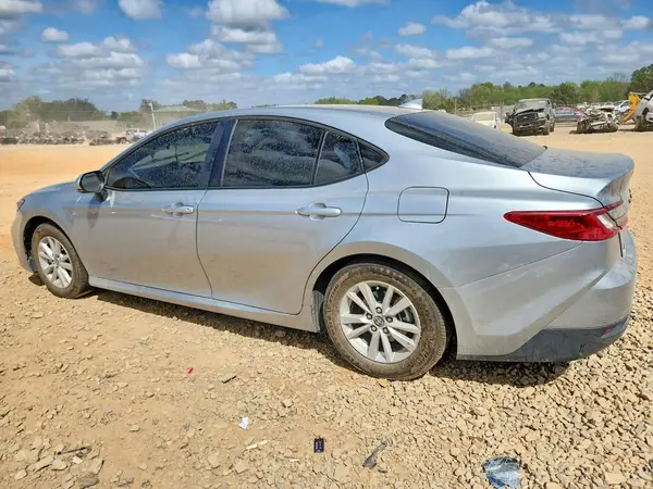 4T1DAACKXSU187630 2025 TOYOTA CAMRY - Image 2