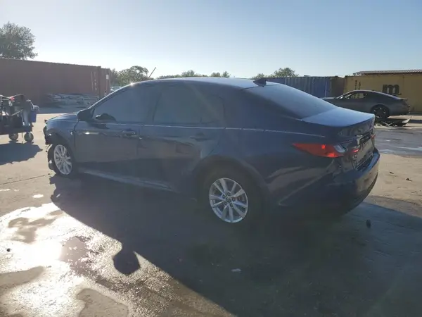 4T1DAACKXSU189961 2025 TOYOTA CAMRY - Image 2