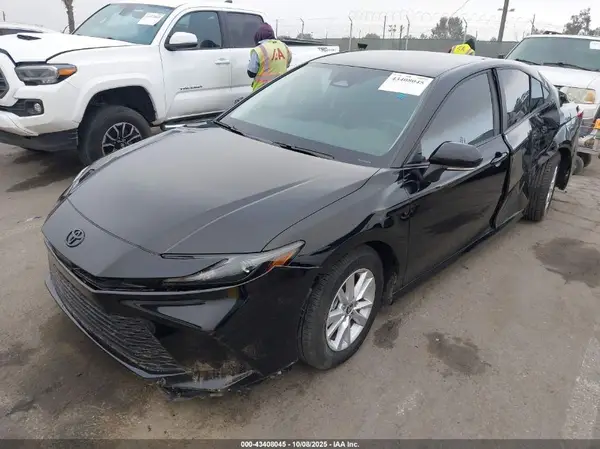 4T1DAACKXSU190673 2025 TOYOTA CAMRY - Image 2