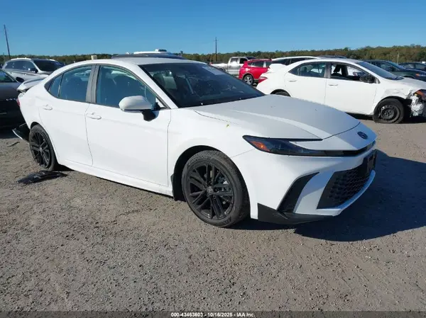 4T1DAACKXSU194772 2025 TOYOTA CAMRY - Image 1