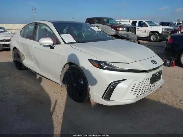 4T1DAACKXSU208363 2025 TOYOTA CAMRY - Image 1
