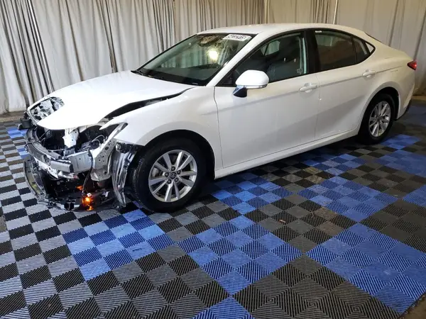 4T1DAACKXSU501647 2025 TOYOTA CAMRY - Image 1