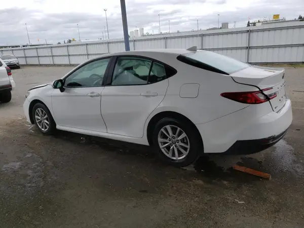 4T1DAACKXSU505844 2025 TOYOTA CAMRY - Image 2