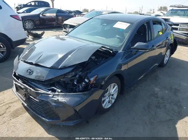 4T1DAACKXSU506671 2025 TOYOTA CAMRY - Image 2
