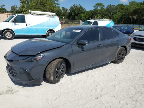 4T1DAACKXSU509702 2025 TOYOTA CAMRY - Image 1