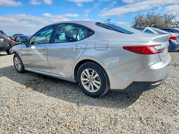4T1DAACKXSU511207 2025 TOYOTA CAMRY - Image 2