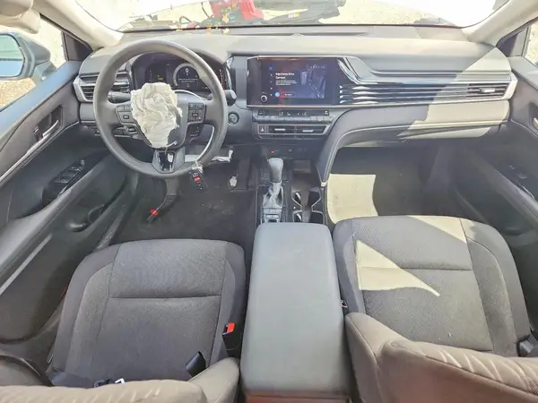 4T1DAACKXSU511207 2025 TOYOTA CAMRY - Image 8
