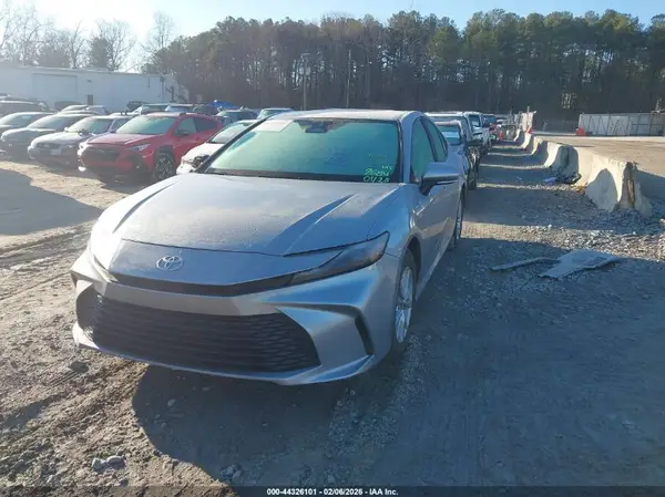 4T1DAACKXSU512731 2025 TOYOTA CAMRY - Image 2
