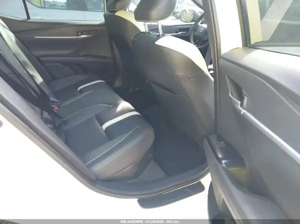 4T1DAACKXSU513703 2025 TOYOTA CAMRY - Image 8
