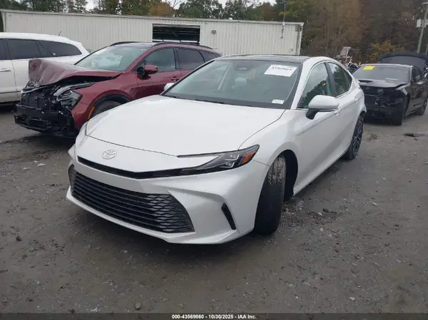 4T1DAACKXSU520991 2025 TOYOTA CAMRY - Image 2