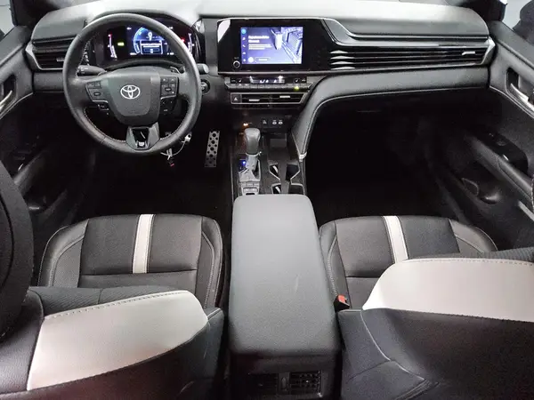 4T1DAACKXSU524183 2025 TOYOTA CAMRY - Image 8