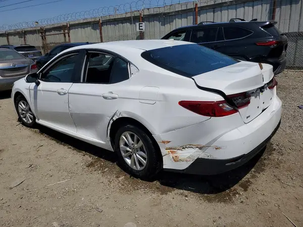 4T1DAACKXSU525561 2025 TOYOTA CAMRY - Image 2