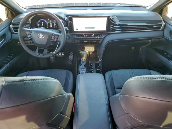 4T1DAACKXSU528086 2025 TOYOTA CAMRY - Image 8