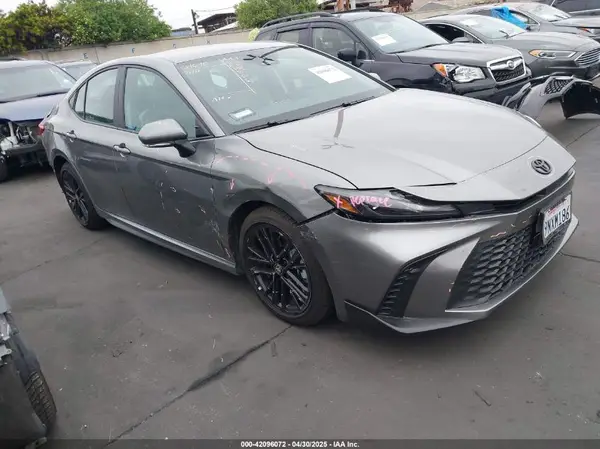 4T1DAACKXSU528203 2025 TOYOTA CAMRY - Image 1
