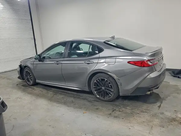 4T1DAACKXSU528735 2025 TOYOTA CAMRY - Image 2
