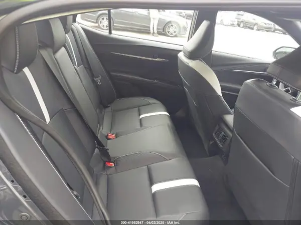 4T1DAACKXSU530730 2025 TOYOTA CAMRY - Image 8