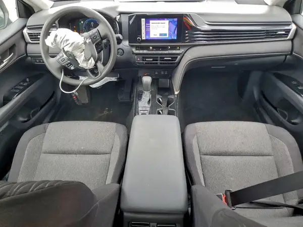 4T1DAACKXSU532011 2025 TOYOTA CAMRY - Image 8