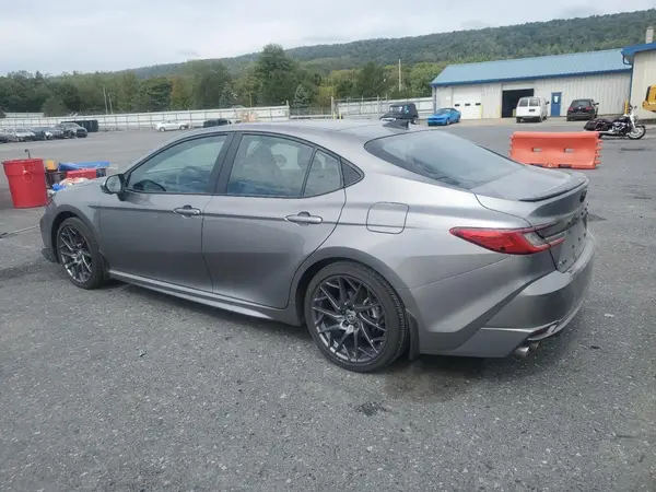 4T1DAACKXSU533885 2025 TOYOTA CAMRY - Image 2