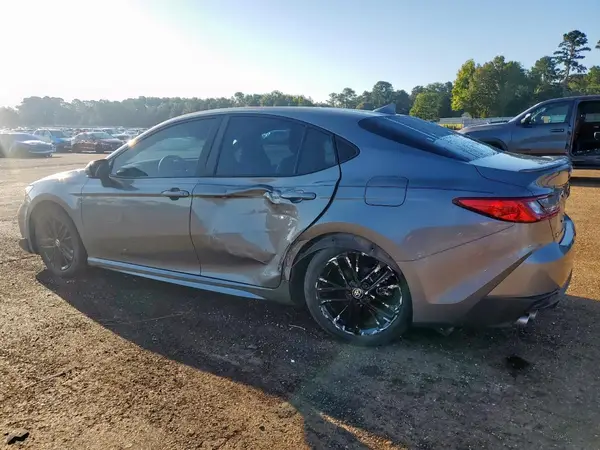 4T1DAACKXSU538083 2025 TOYOTA CAMRY - Image 2