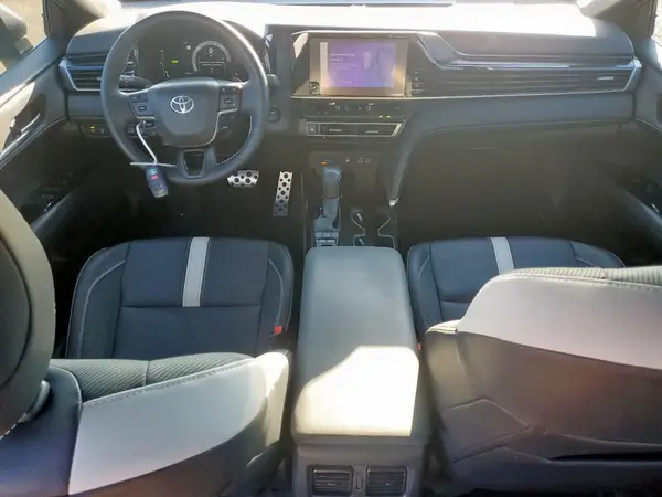 4T1DAACKXSU538083 2025 TOYOTA CAMRY - Image 8