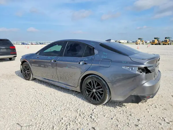 4T1DAACKXSU538892 2025 TOYOTA CAMRY - Image 2