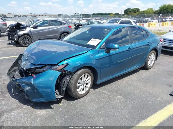 4T1DAACKXSU542974 2025 TOYOTA CAMRY - Image 2