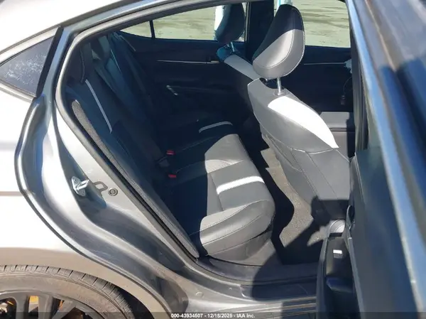 4T1DAACKXSU544594 2025 TOYOTA CAMRY - Image 8