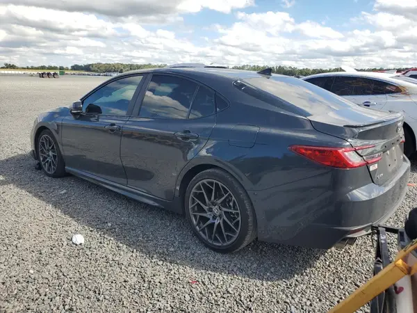 4T1DAACKXSU544935 2025 TOYOTA CAMRY - Image 2